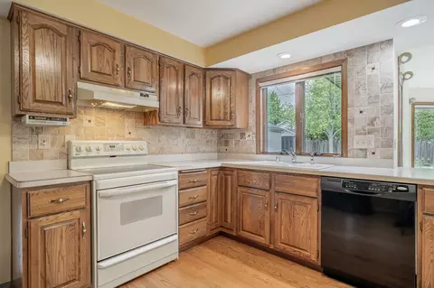 924 W Lindbergh St, Appleton, WI 54914 photo 8