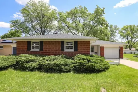 840 N Clay St, De Pere, WI 54115
