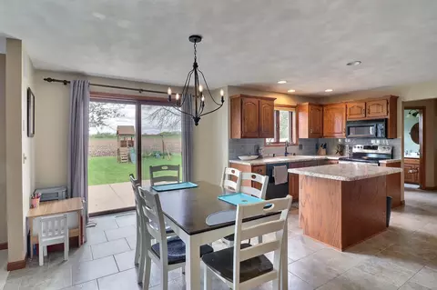1601 E Wyndmere Dr, Appleton, WI 54913 photo 10