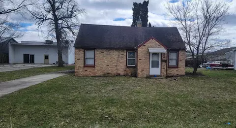 907 W Lynch Ave, Appleton, WI 54915 photo 2