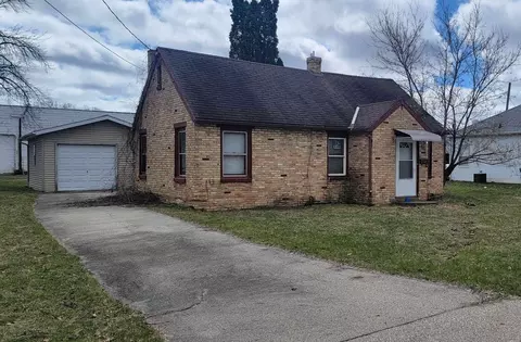 907 W Lynch Ave, Appleton, WI 54915