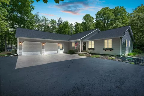 9246 Spring Rd, Fish Creek, WI 54212