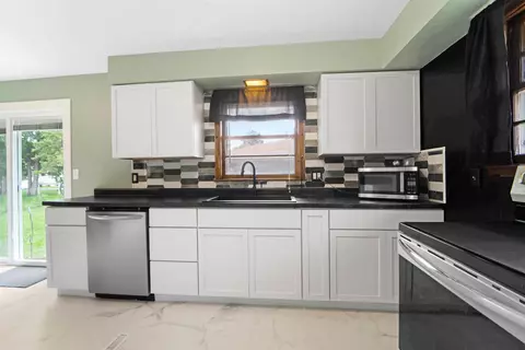 624 S Christine St, Appleton, WI 54915 photo 7