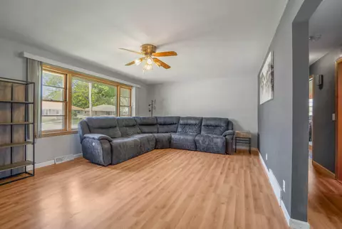624 S Christine St, Appleton, WI 54915 photo 3