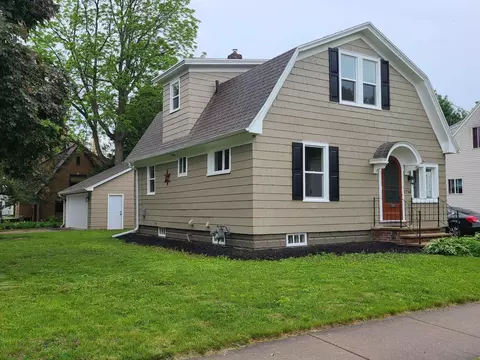 1750 N Clark St, Appleton, WI 54911