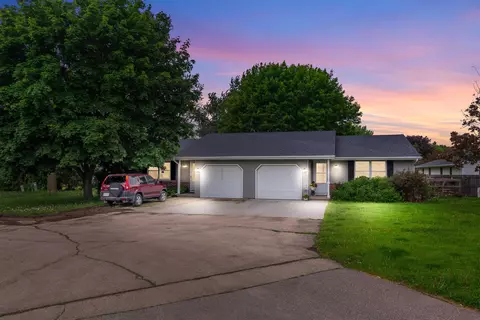 1787 Midway Rd, Menasha, WI 54952