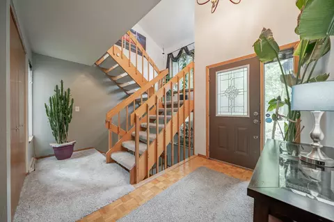 1730 N Briarcliff Dr, Appleton, WI 54915 photo 3