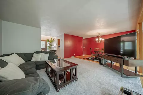 1730 N Briarcliff Dr, Appleton, WI 54915 photo 4