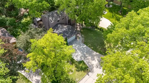 1730 N Briarcliff Dr, Appleton, WI 54915 photo 2