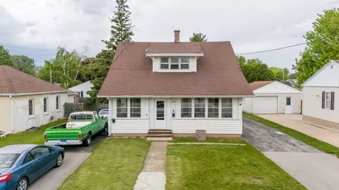 1505 Green Bay Rd, Kaukauna, WI 54130