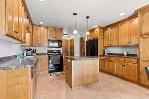 6756 Cascade Dr, Greenleaf, WI 54126 photo 12