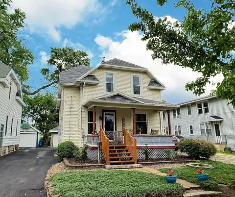 112 Fulton Ave, Oshkosh, WI 54901