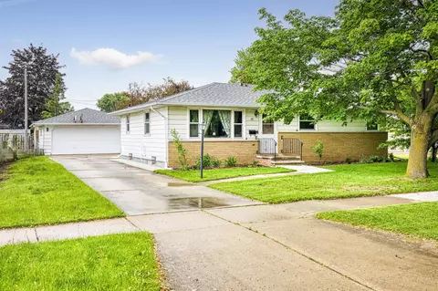217 Byrd Ave, Neenah, WI 54956