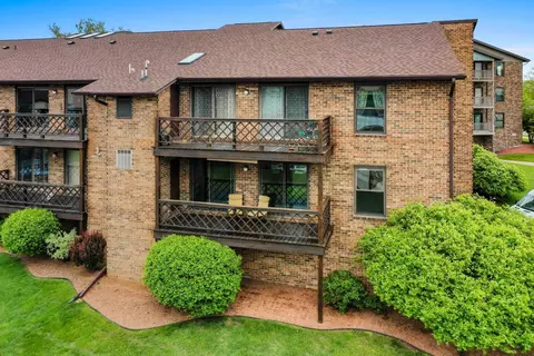 340 W St Joseph St #4, Green Bay, WI 54301