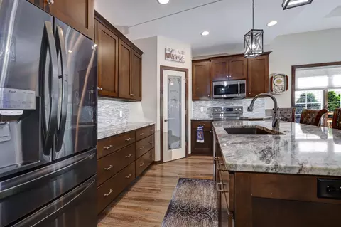 1576 Stanton Cir, Appleton, WI 54915 photo 24