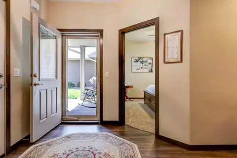 1576 Stanton Cir, Appleton, WI 54915 photo 12