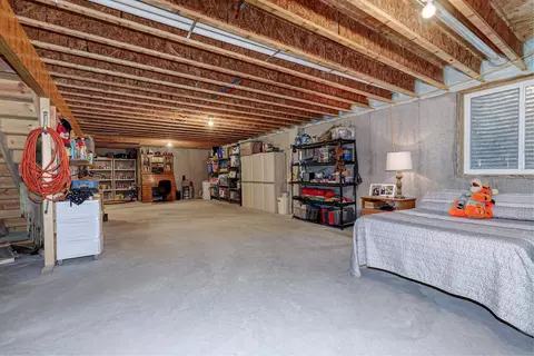 1576 Stanton Cir, Appleton, WI 54915 photo 32