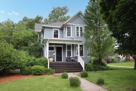 1743 Doty St, Oshkosh, WI 54902