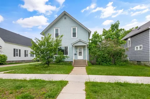 1441 Garfield Ave, Marinette, WI 54143