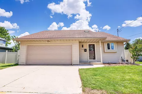 210 N Oneida St, Green Bay, WI 54303