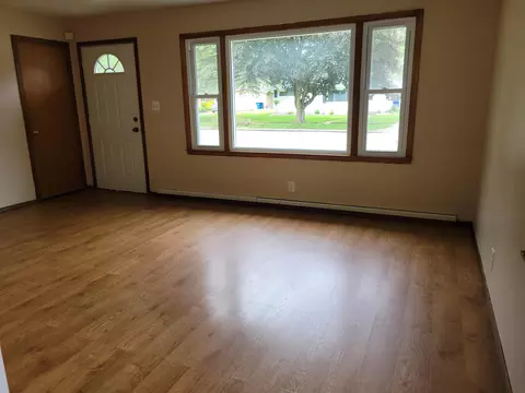 1905 E Melrose Ave, Appleton, WI 54911 photo 2