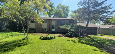 3516 Fond Du Lac Rd, Oshkosh, WI 54902