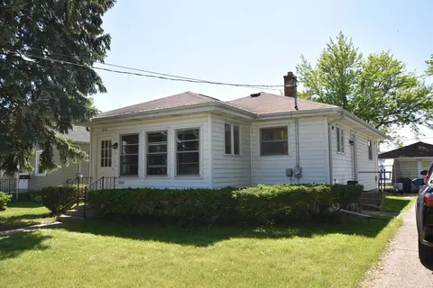 1815 Jefferson St, Oshkosh, WI 54901