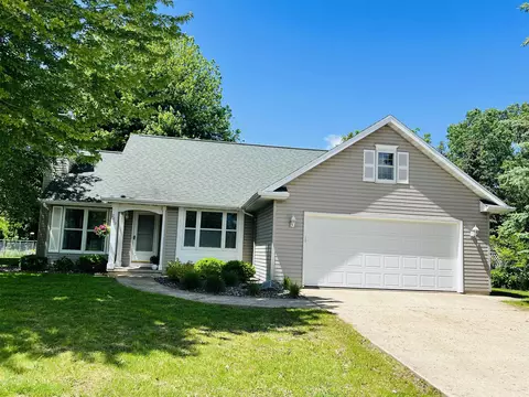 2019 S Matthias St, Appleton, WI 54915