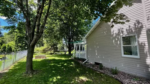 2019 S Matthias St, Appleton, WI 54915 photo 7