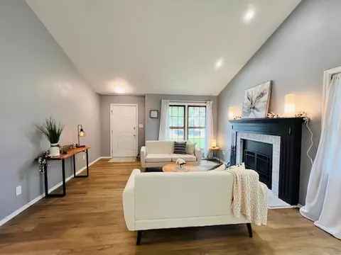 2019 S Matthias St, Appleton, WI 54915 photo 13