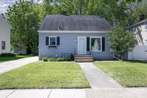 1015 W Hawes St, Appleton, WI 54914 photo 2