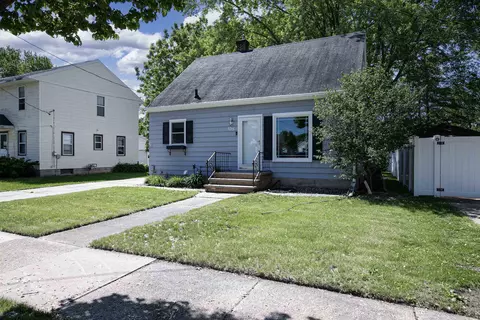 1015 W Hawes St, Appleton, WI 54914