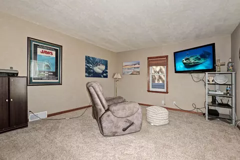 1015 W Hawes St, Appleton, WI 54914 photo 10