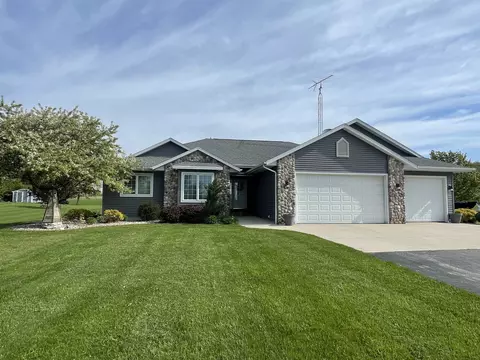 w5277 Church Road, Fond Du Lac, WI 54937