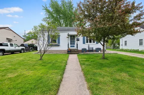1110 Thrush St, Green Bay, WI 54303
