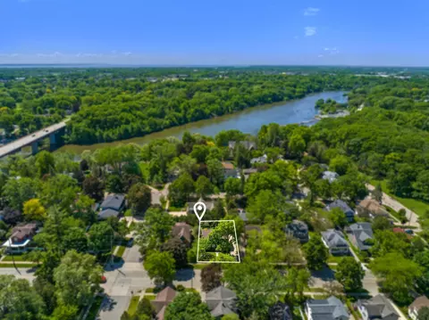 View/Area - 807 W Prospect Ave, Appleton, WI 54914 photo 1 of 6