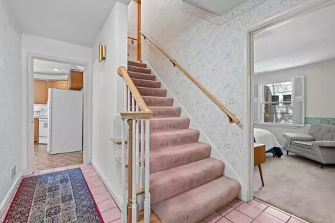 Entry Way - 807 W Prospect Ave, Appleton, WI 54914 photo 1 of 2