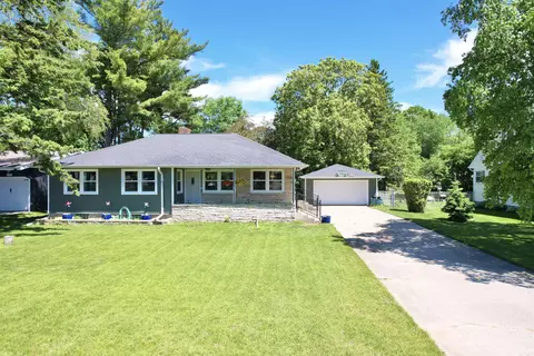2100 18th St, Menominee, MI 49858