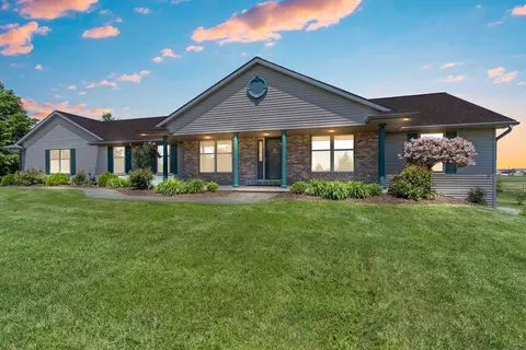 4623 Cooperstown Rd, Denmark, WI 54208