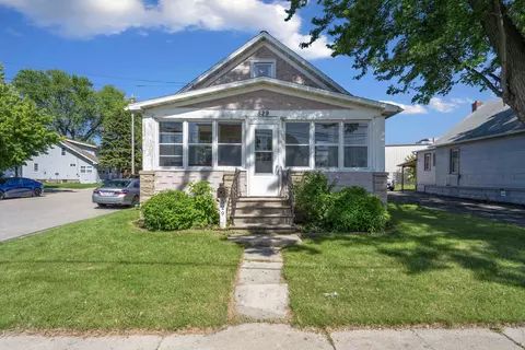 529 Milwaukee St, Menasha, WI 54952