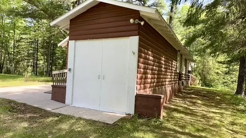 w13333 Powers Lane, Crivitz, WI 54114 photo 3
