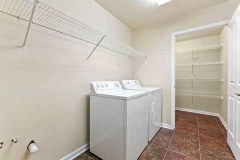 2414 E Tuscany Way, Appleton, WI 54913 photo 9