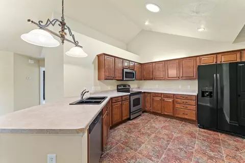 2414 E Tuscany Way, Appleton, WI 54913 photo 4