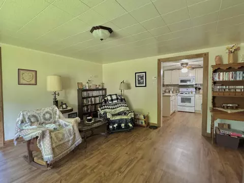 175 Arnold St, Berlin, WI 54923 photo 22