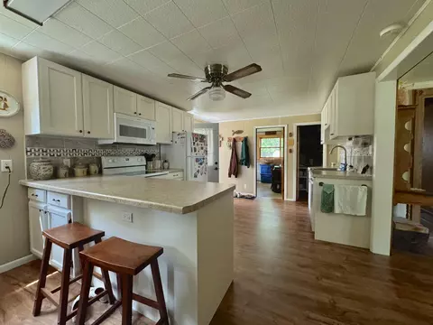 175 Arnold St, Berlin, WI 54923 photo 9