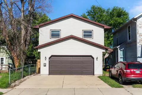 820 Jefferson St, Oshkosh, WI 54901