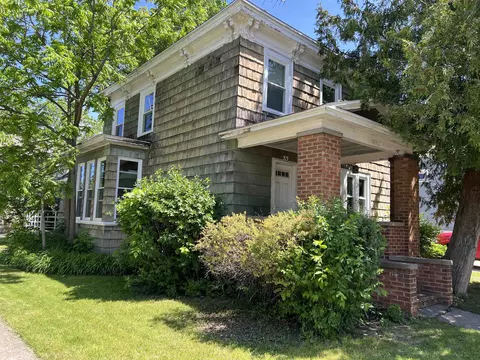 323 E 2nd St, Fond Du Lac, WI 54935