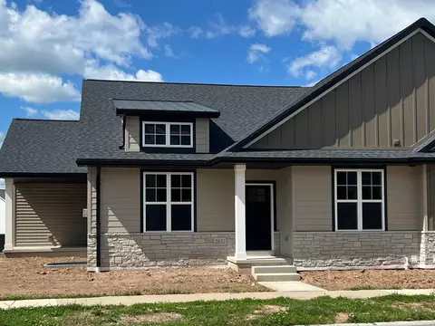 2832 Elm Tree Hl, Howard, WI 54313