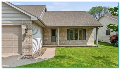 Exterior - 3020 W Glenpark Dr, Appleton, WI 54914 photo 3 of 6