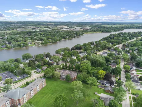 806 3rd St, De Pere, WI 54115 photo 25
